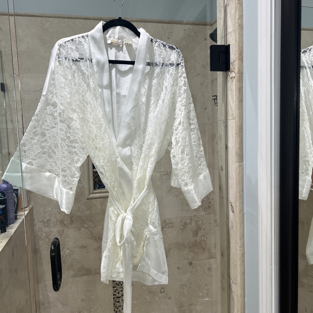 Vintage Victoria's Secret Gold Label Lace Satin Robe Ivory White Belted OS